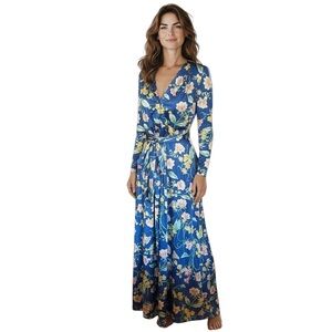 🌼 Vintage 1970s Vanity Fair Floral Maxi Dress – Size M